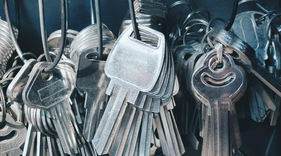 Professional gutter cleaning in Calumet, MI